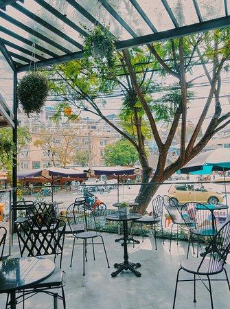 Bruno Coffee Garden